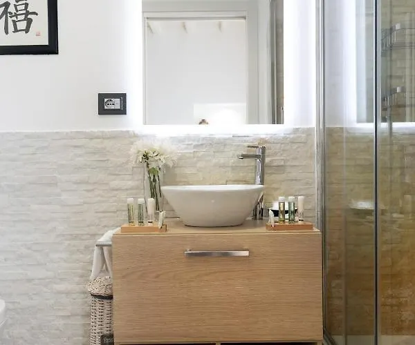 Barcaccia Luxury Guest house Rome