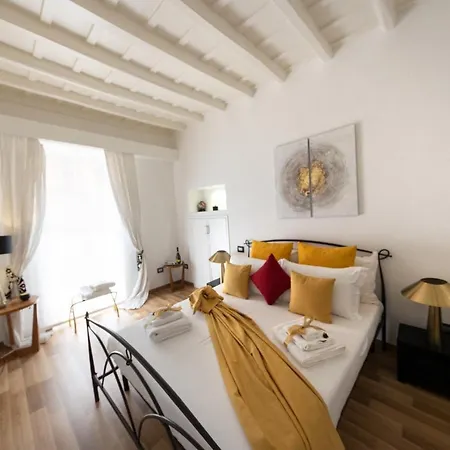 בית הארחה Barcaccia Luxury 4*