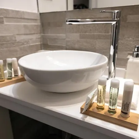 בית הארחה Barcaccia Luxury 4*