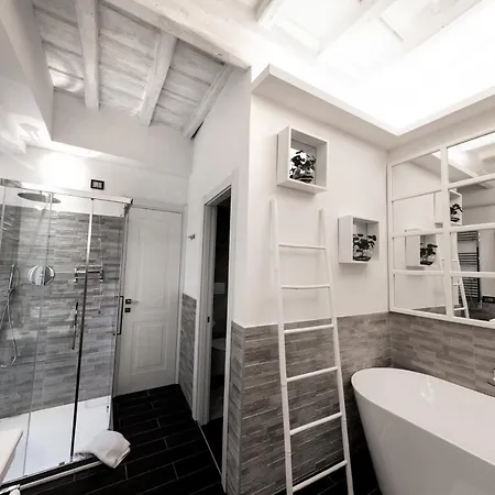 בית הארחה Barcaccia Luxury רומא